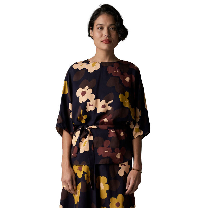 POL Dresden Top - Exclusive Print image number 0